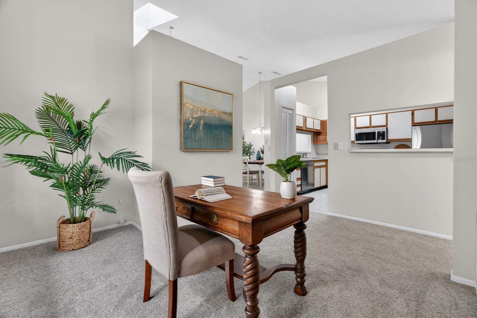 OAK HARBOUR SEC 3 A CONDO - Residential