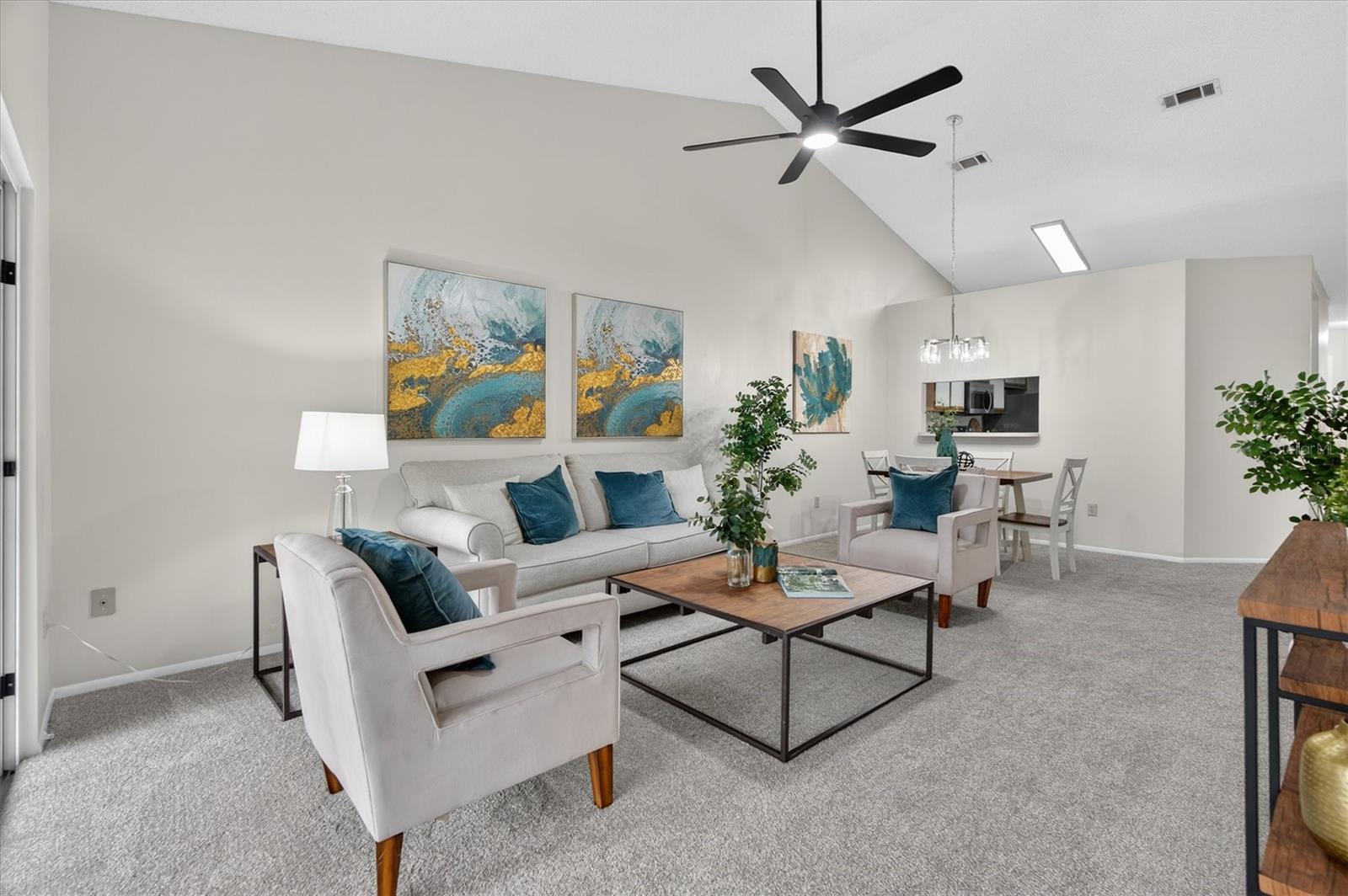 OAK HARBOUR SEC 3 A CONDO - Residential