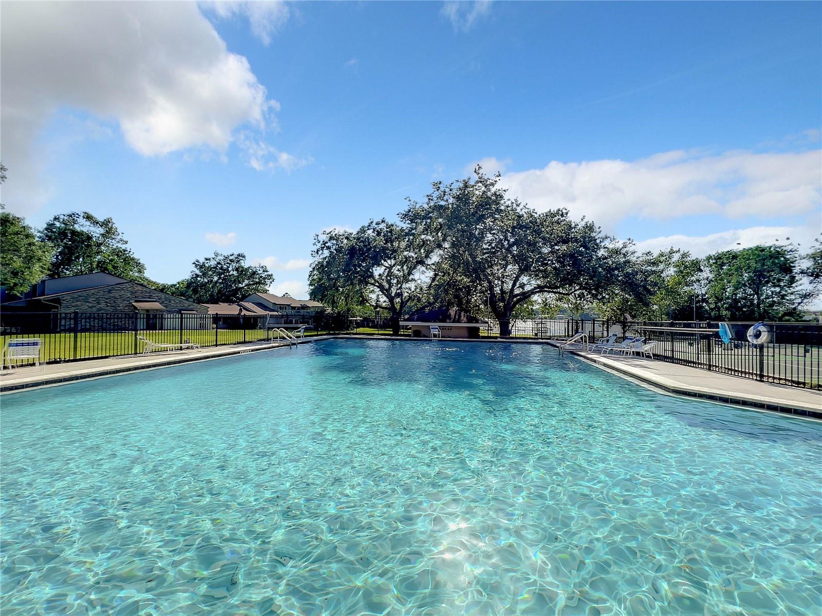 OAK HARBOUR SEC 3 A CONDO - Residential