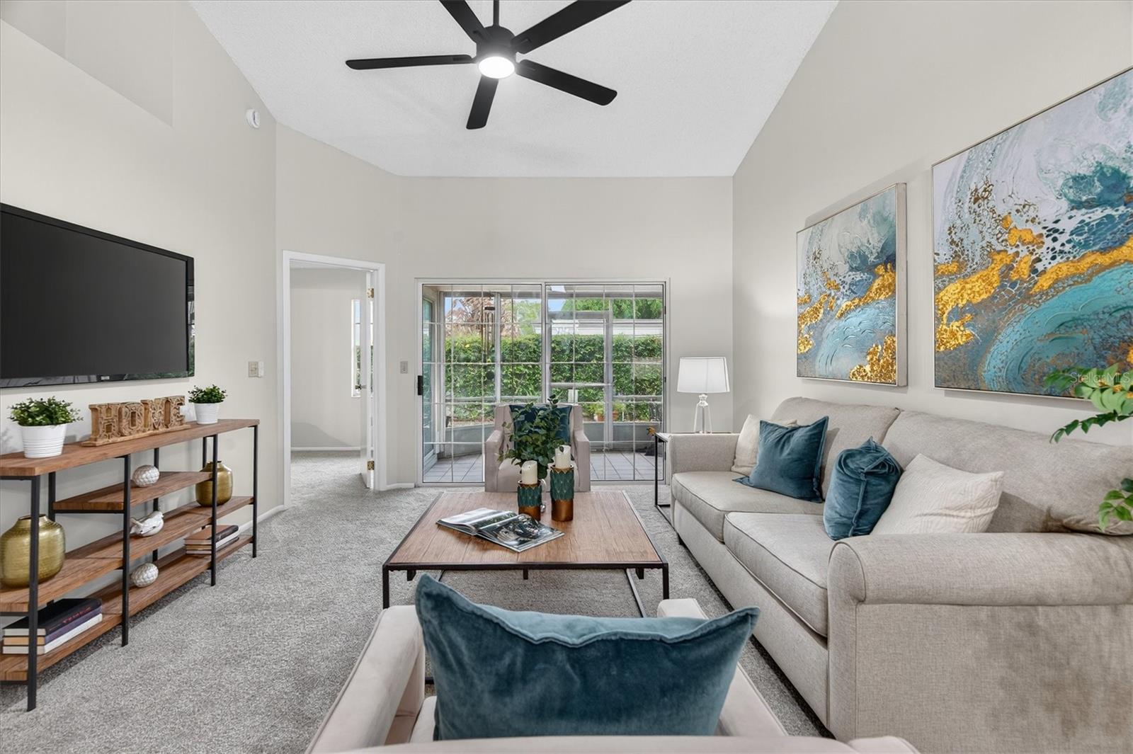 OAK HARBOUR SEC 3 A CONDO - Residential