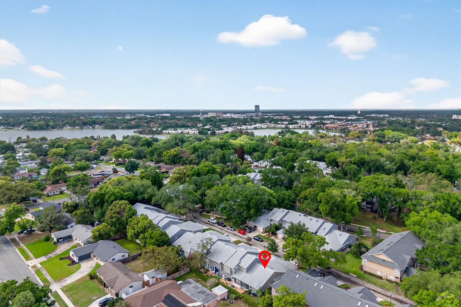 OAK HARBOUR SEC 3 A CONDO - Residential