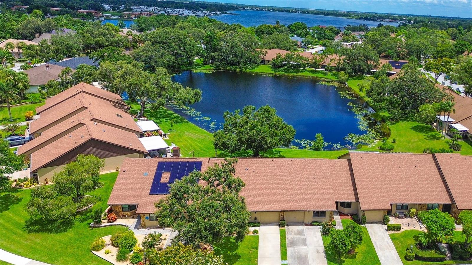 9915 LAKE SEMINOLE DRIVE W