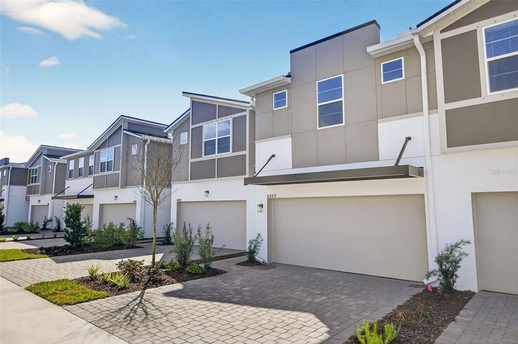 Photo of 3352 Timber Crossing Avenue, Brandon, FL 33511 (MLS # TB8466835)