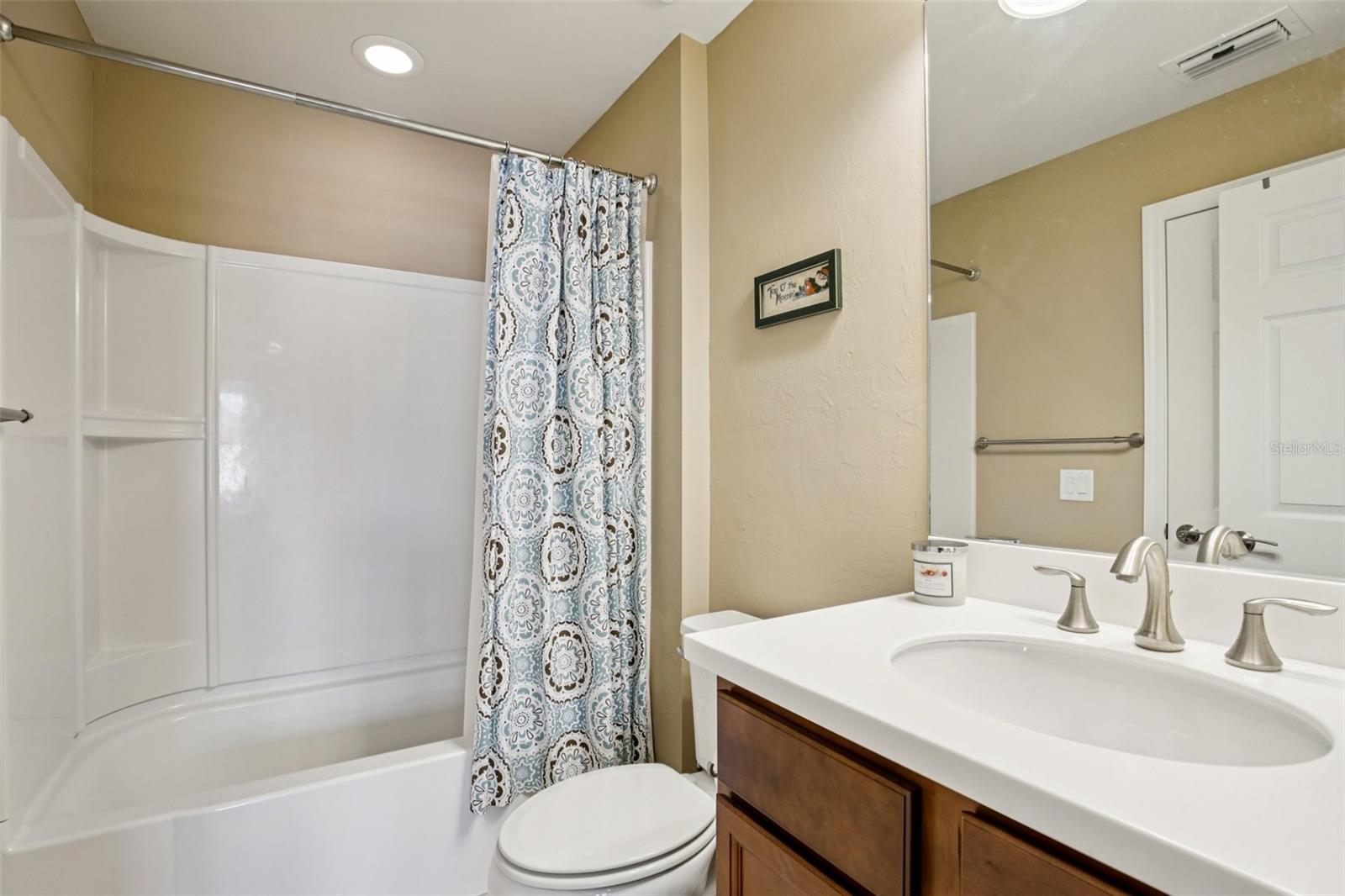 ISLANDWALK AT THE WEST VILLAGE - Residential