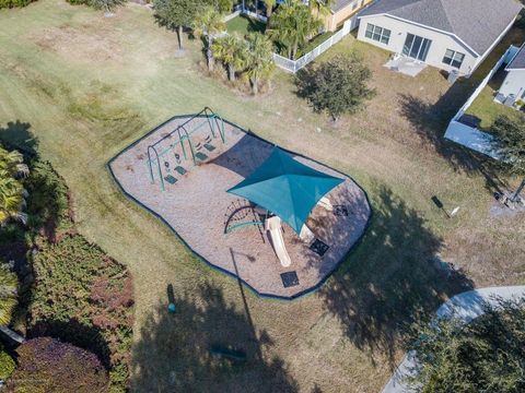 A home in BROOKSVILLE