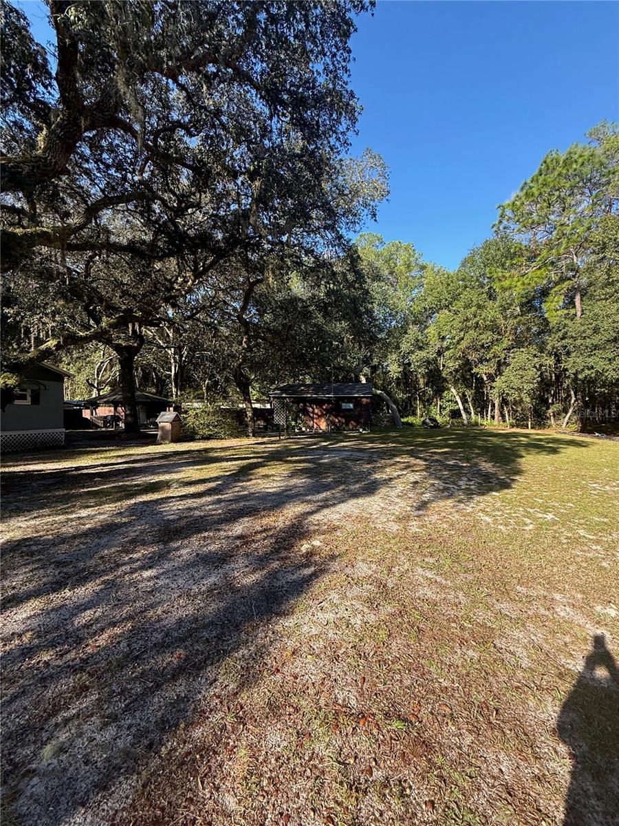 LAKE VIEW MANOR - Residential