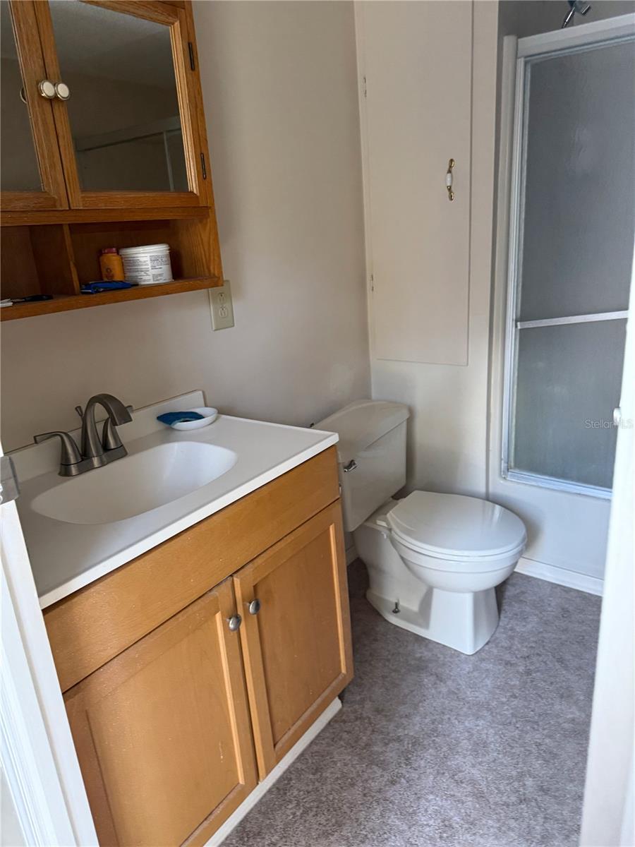 LAKE VIEW MANOR - Residential