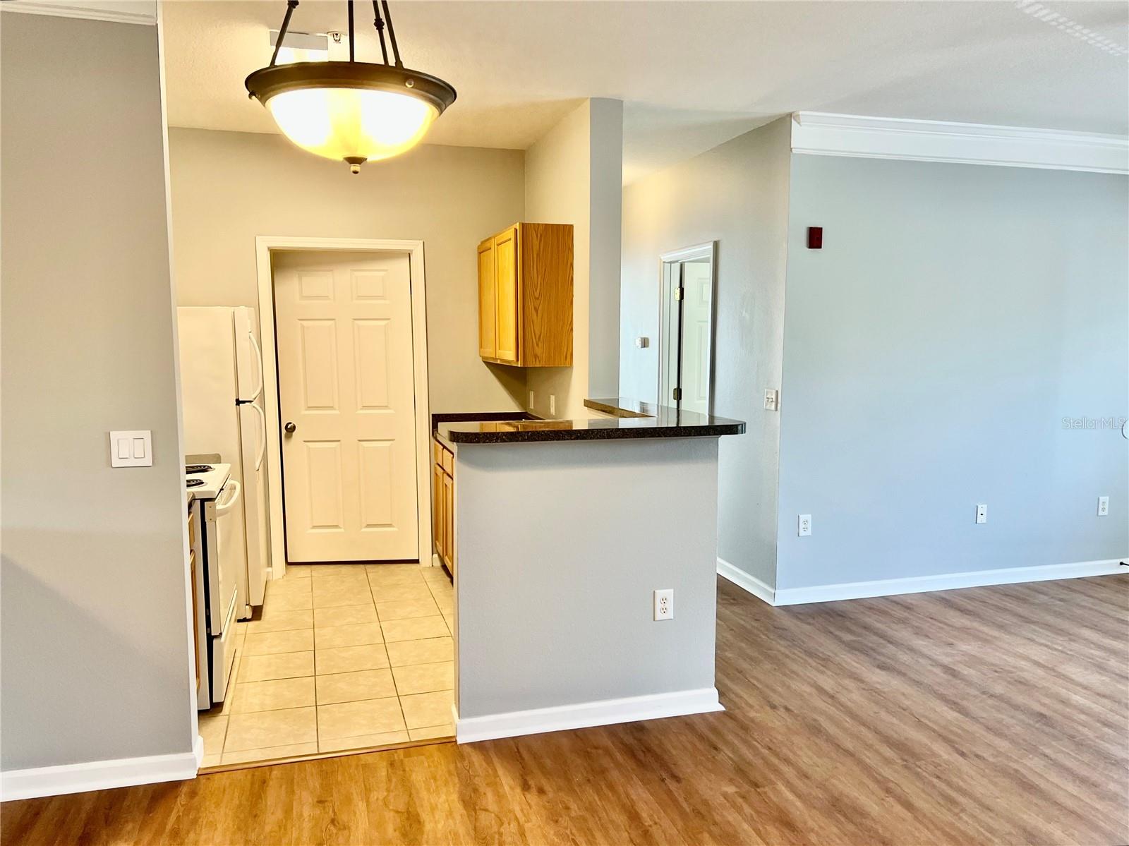 THE PALMS OF CORTEZ - Residential Lease