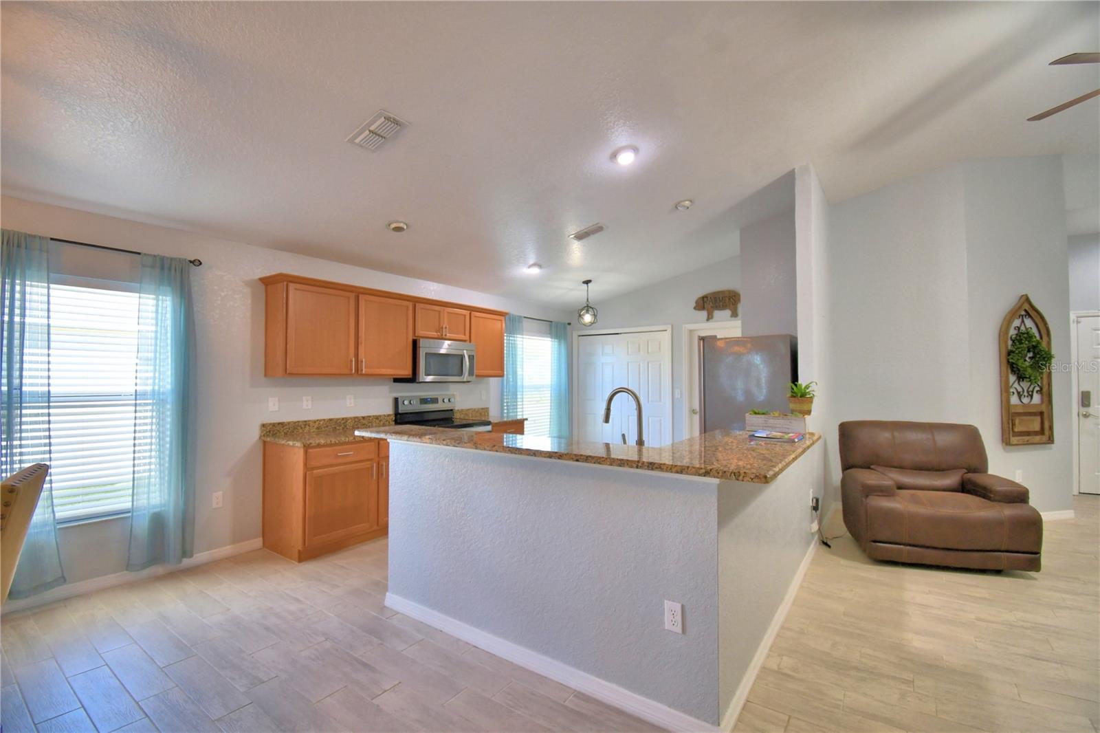 MANDOLIN 02 - Residential