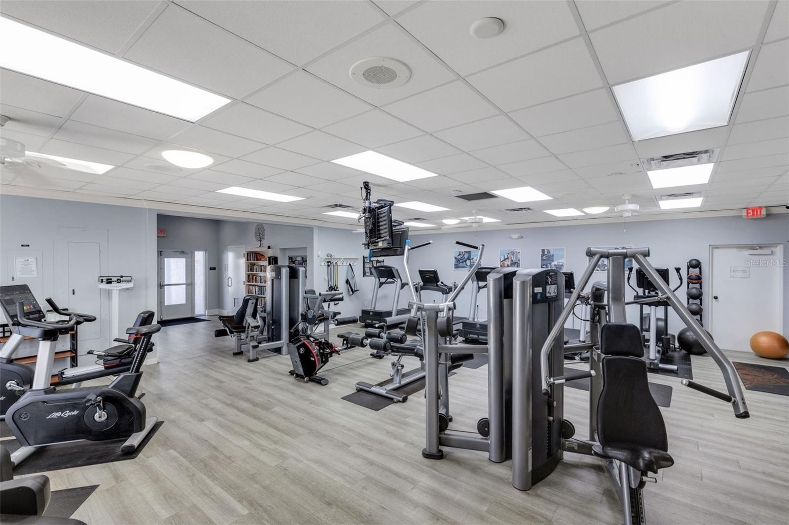 THE VILLAGES AT TARA - Residential