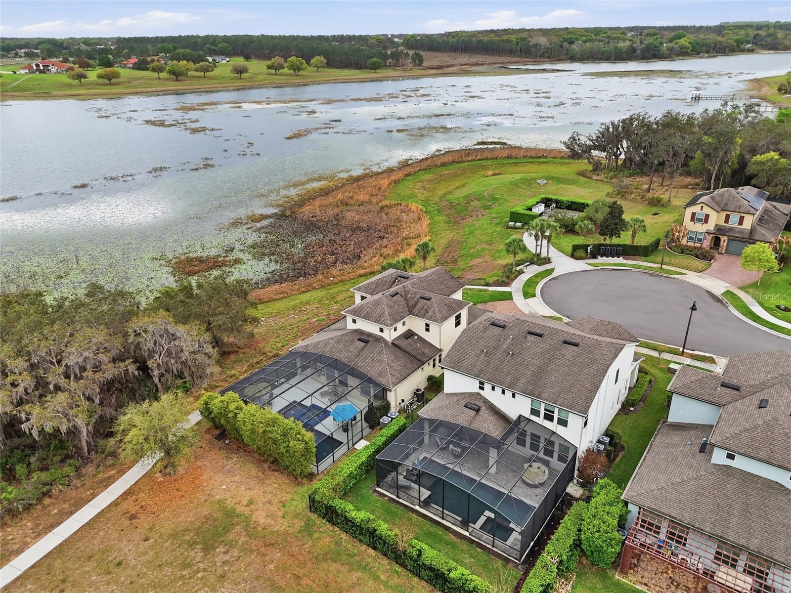 WATERSIDE/JOHNS LK-PH 2B - Residential