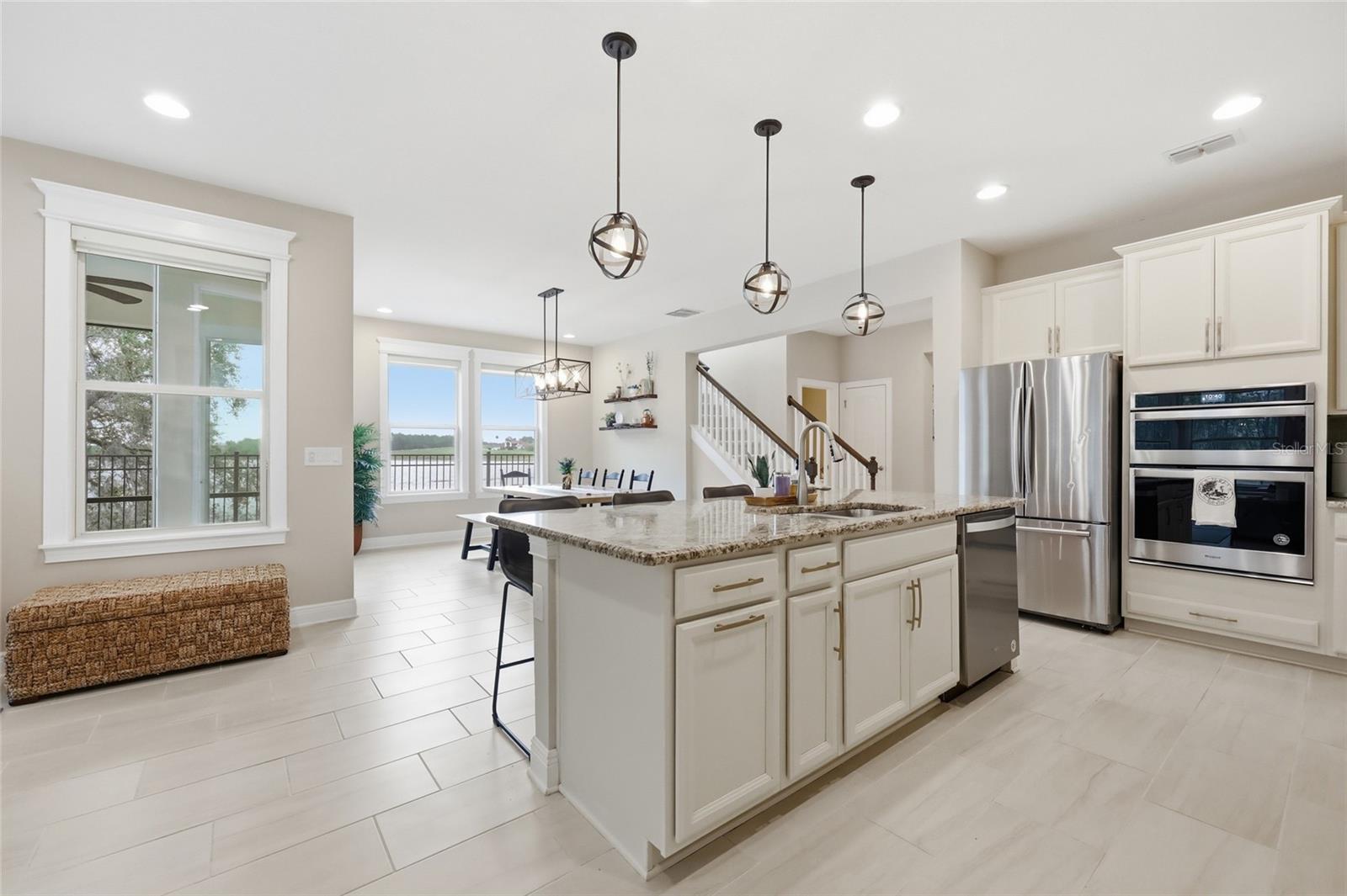 WATERSIDE/JOHNS LK-PH 2B - Residential