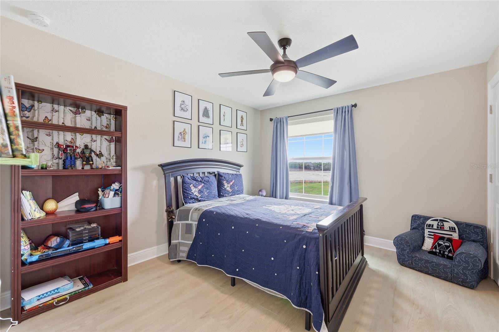 WATERSIDE/JOHNS LK-PH 2B - Residential