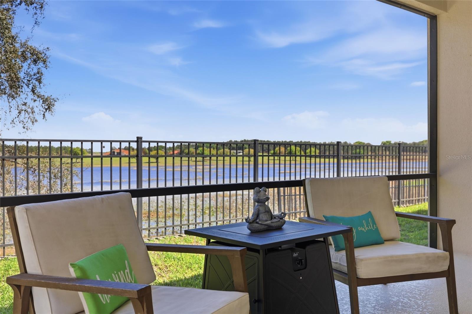 WATERSIDE/JOHNS LK-PH 2B - Residential