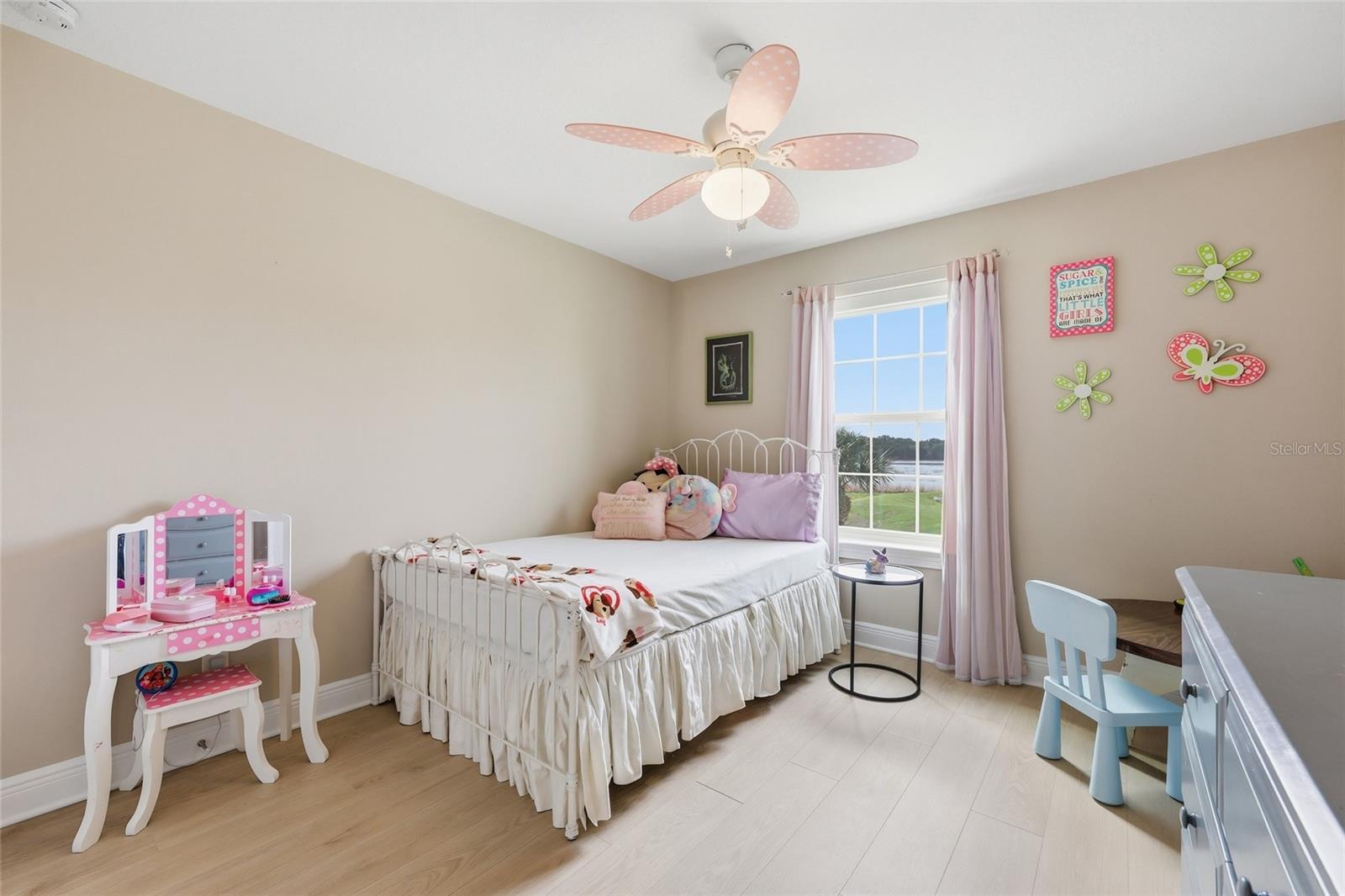 WATERSIDE/JOHNS LK-PH 2B - Residential