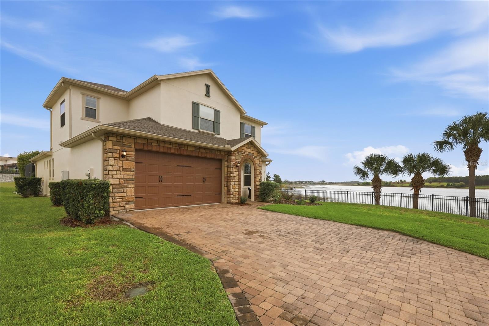 WATERSIDE/JOHNS LK-PH 2B - Residential