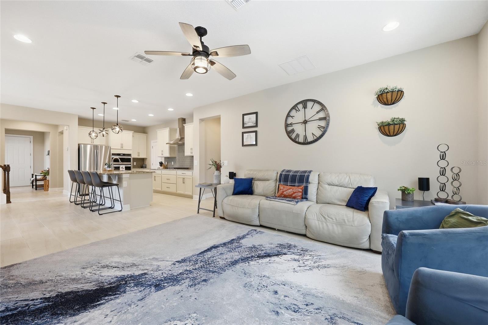 WATERSIDE/JOHNS LK-PH 2B - Residential