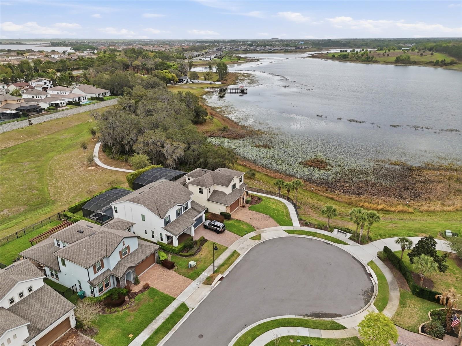 WATERSIDE/JOHNS LK-PH 2B - Residential