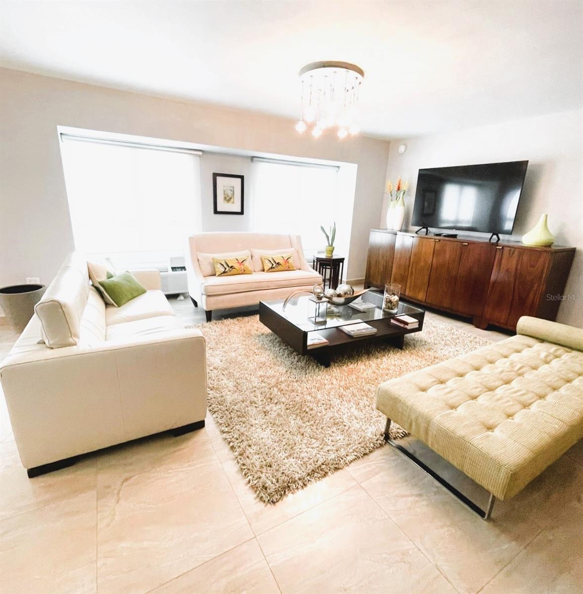 103 DE DIEGO AVENUE 03
