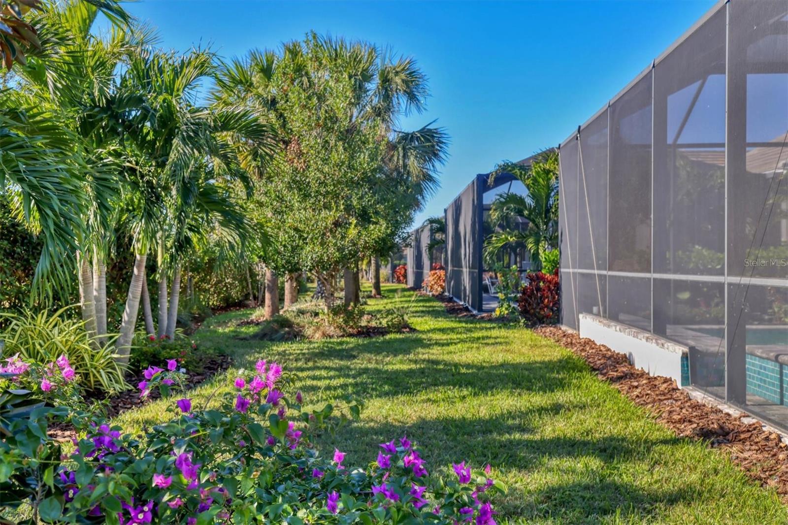 LAKEHOUSE COVE/WATERSIDE PH 2 - Residential