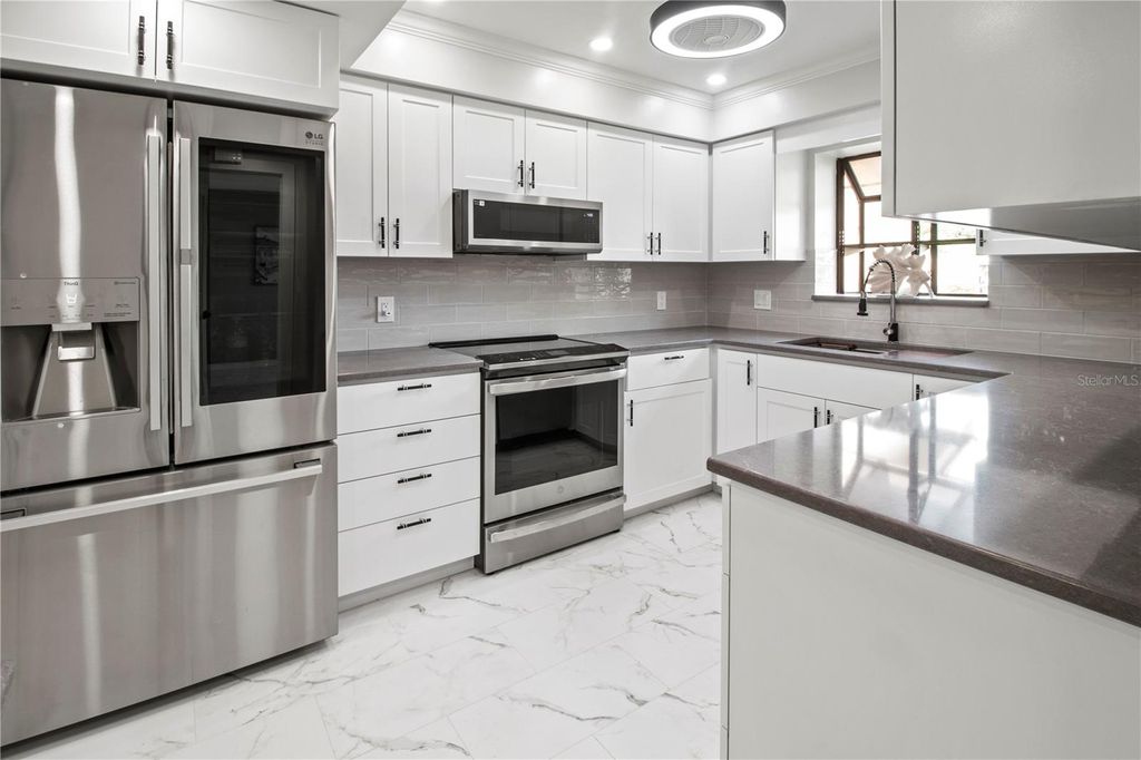 Photo of 6135 Heritage Lane #6135, Bradenton, FL 34209 (MLS # A4661146)