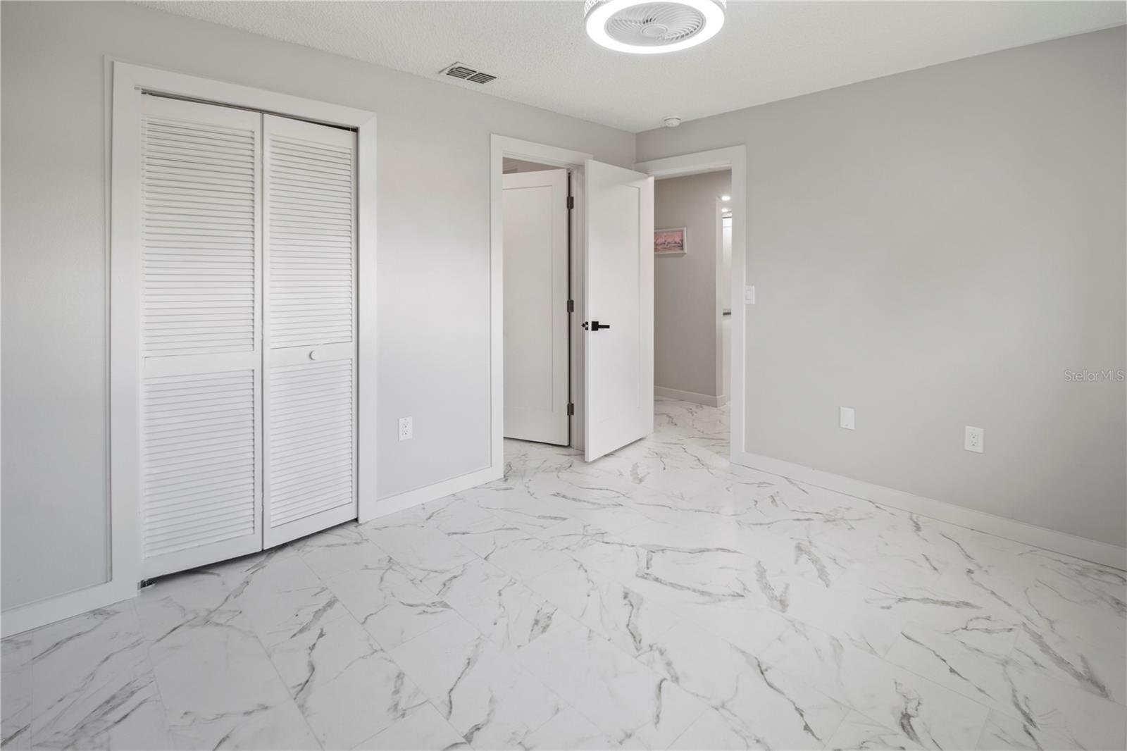 MEADOWCROFT SOUTH - Residential