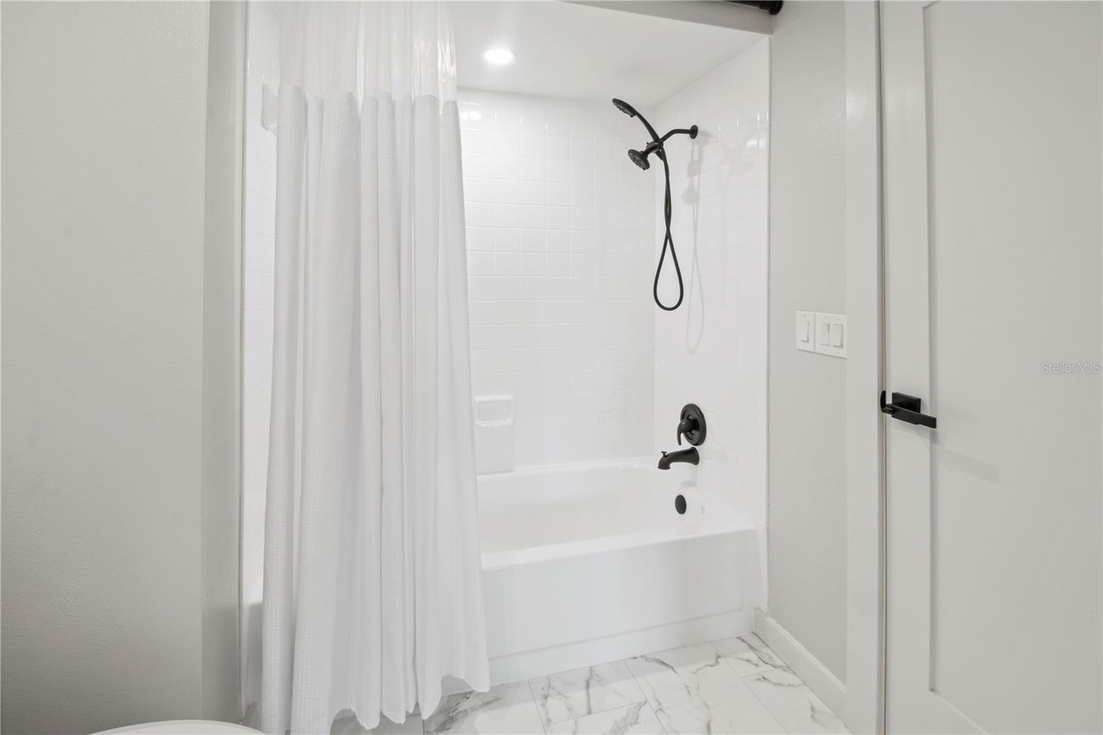 MEADOWCROFT SOUTH - Residential