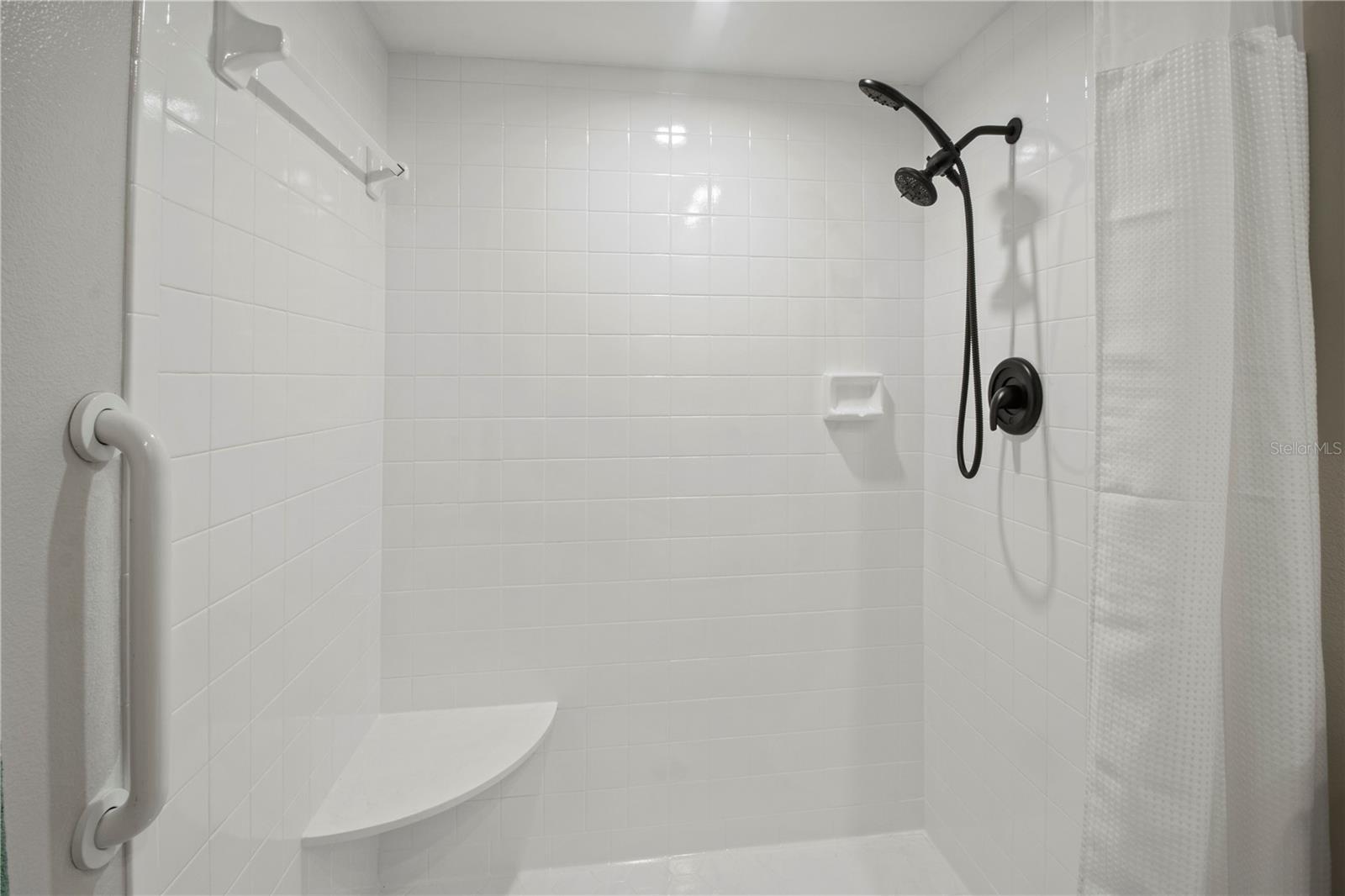 MEADOWCROFT SOUTH - Residential