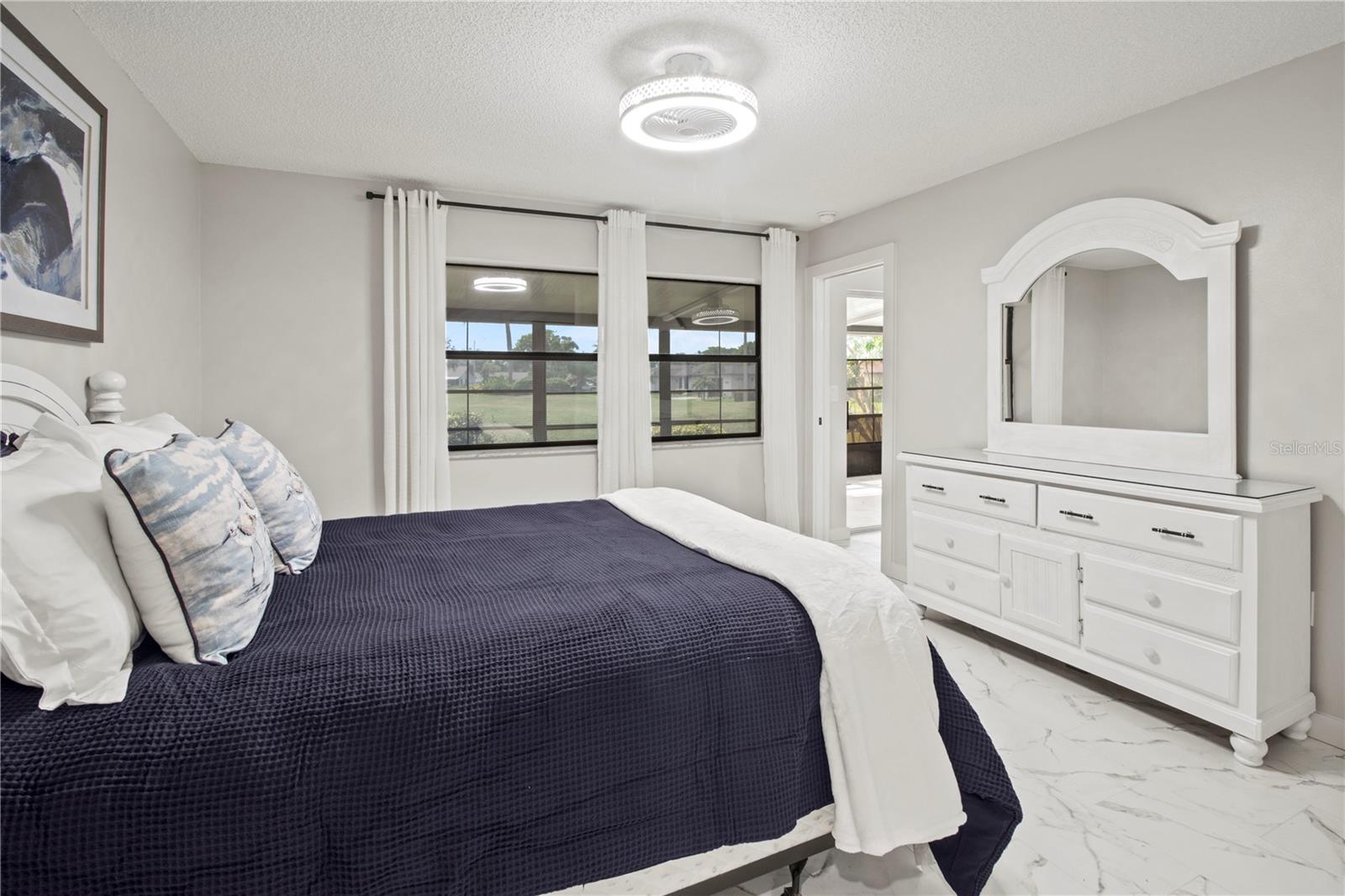 MEADOWCROFT SOUTH - Residential