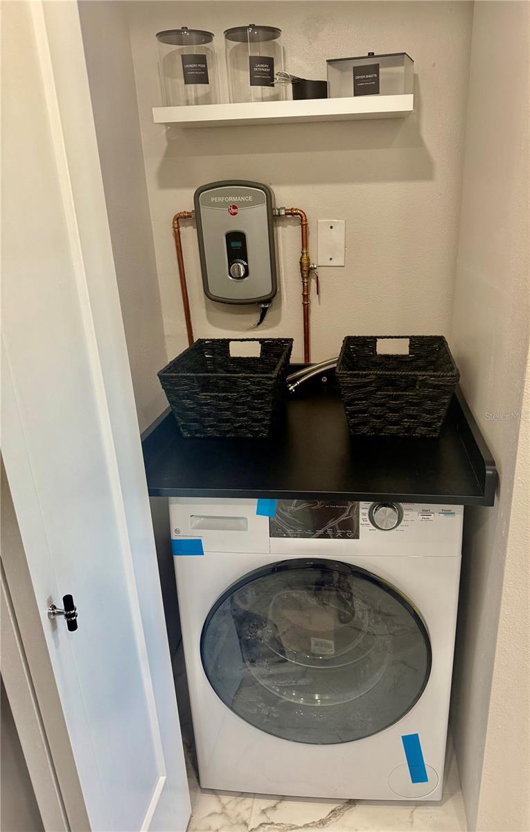 MEADOWCROFT SOUTH - Residential