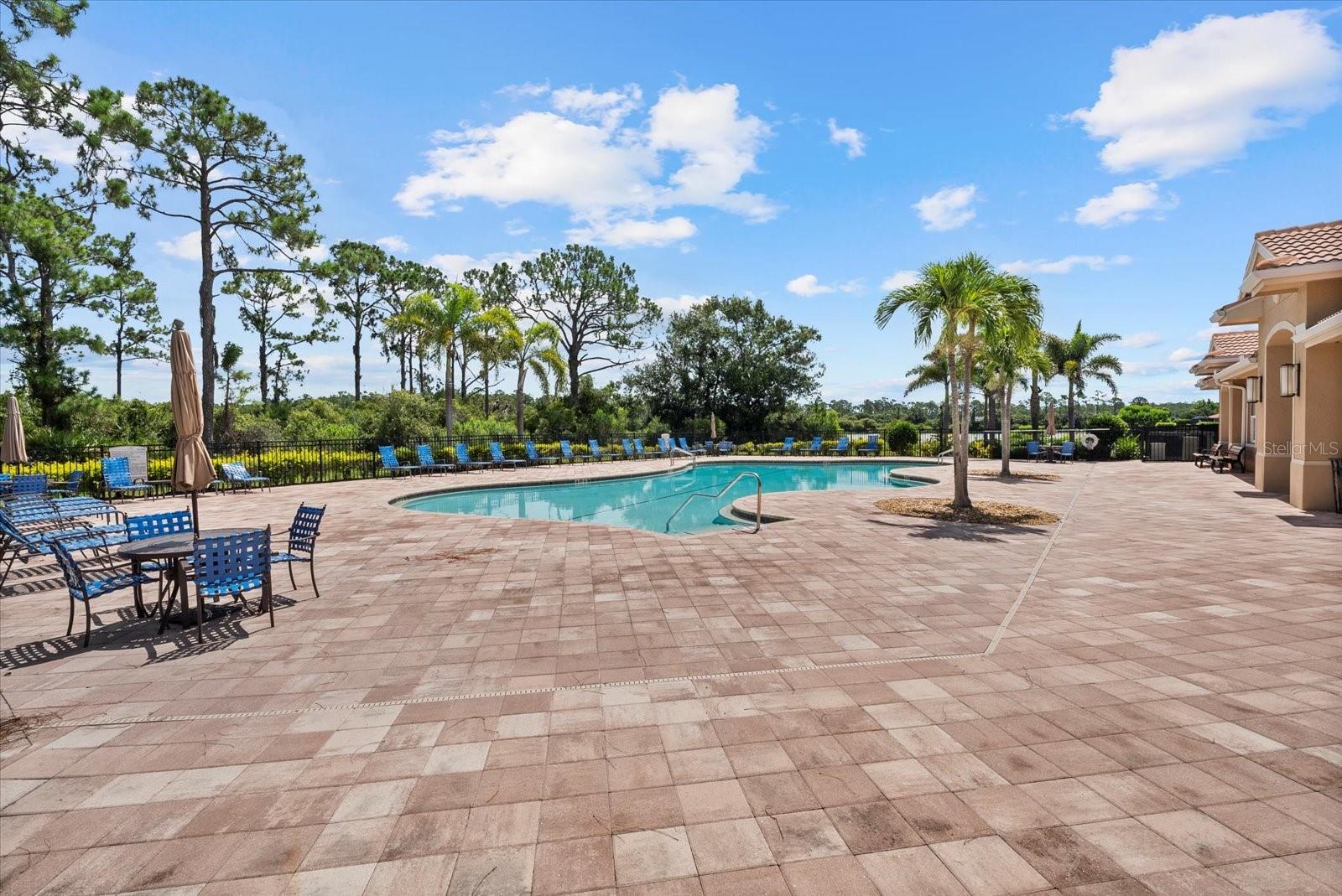 CARIBBEAN VILLAGE - Residential