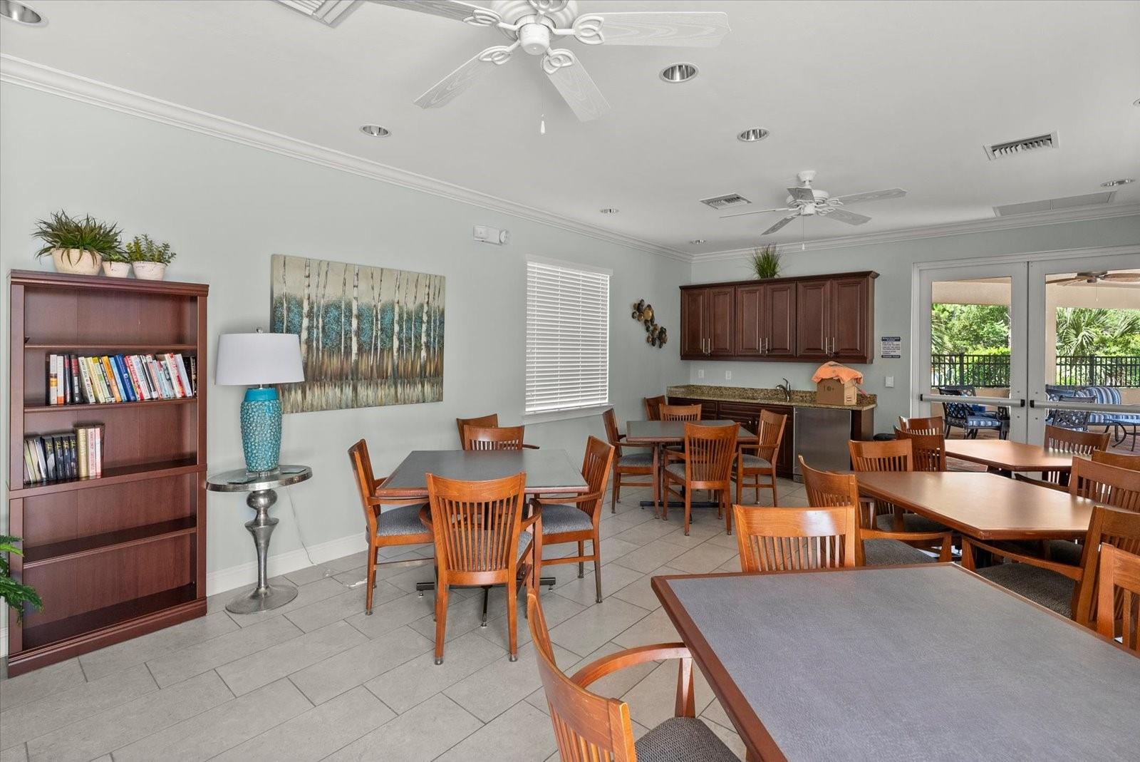 CARIBBEAN VILLAGE - Residential