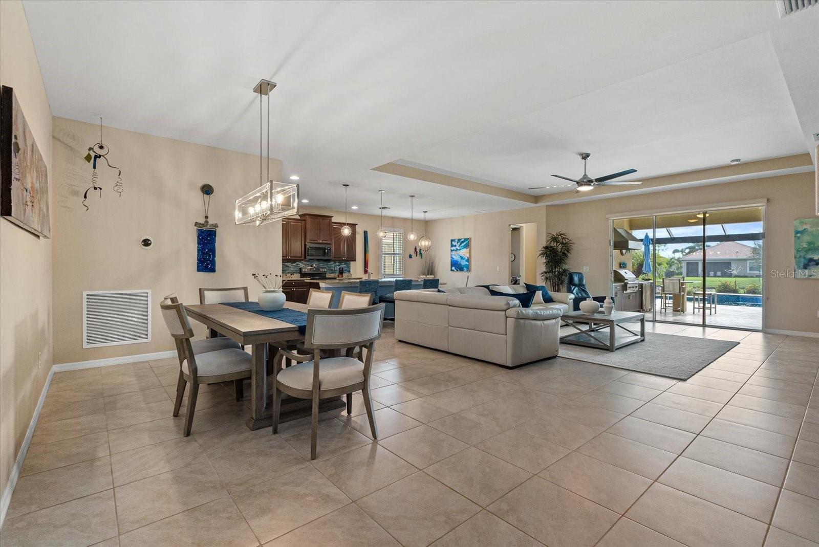 CARIBBEAN VILLAGE - Residential