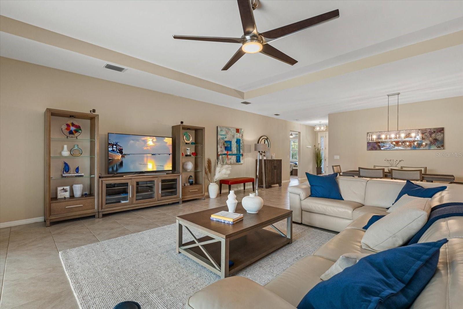 CARIBBEAN VILLAGE - Residential