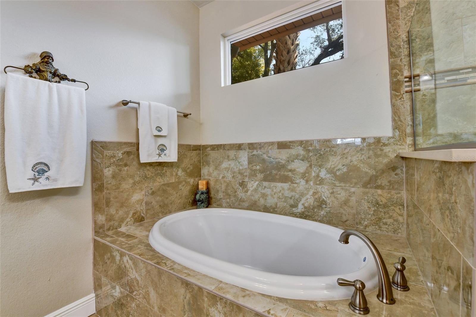 GANDY BLVD PARK - Residential