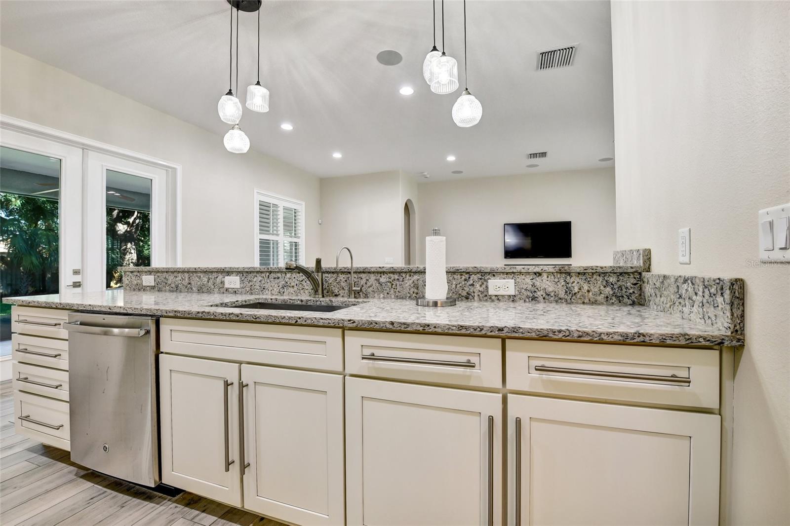 GANDY BLVD PARK - Residential