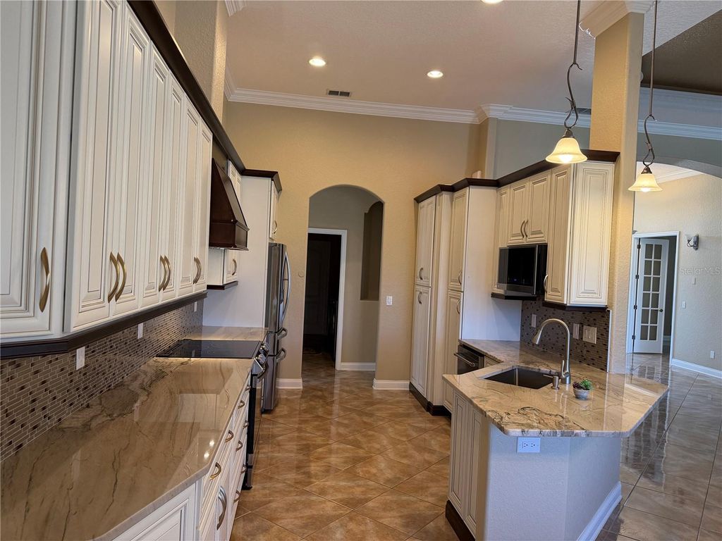 Photo of 54 Longview Way N, Palm Coast, FL 32137 (MLS # FC316122)