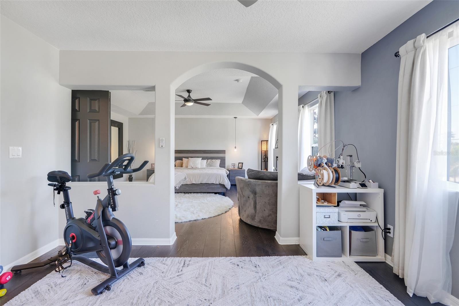 OVERLOOK AT LAKE LOUISA PH 01 - Residential Lease