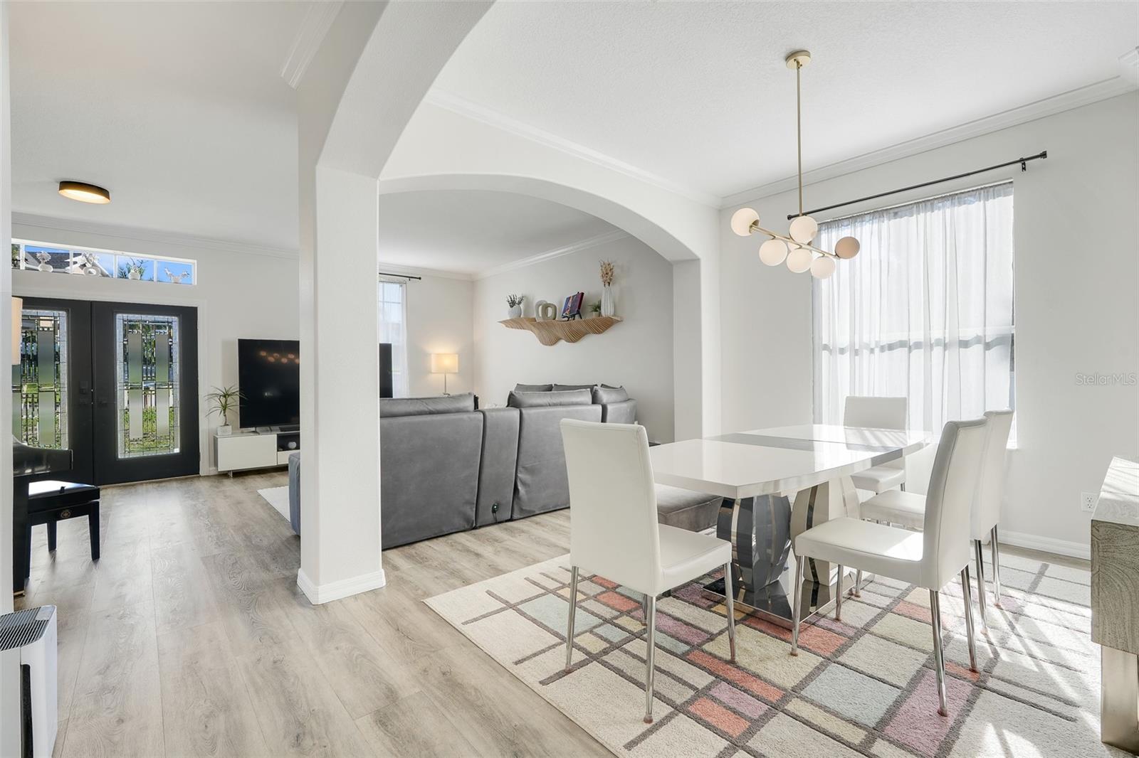 OVERLOOK AT LAKE LOUISA PH 01 - Residential Lease