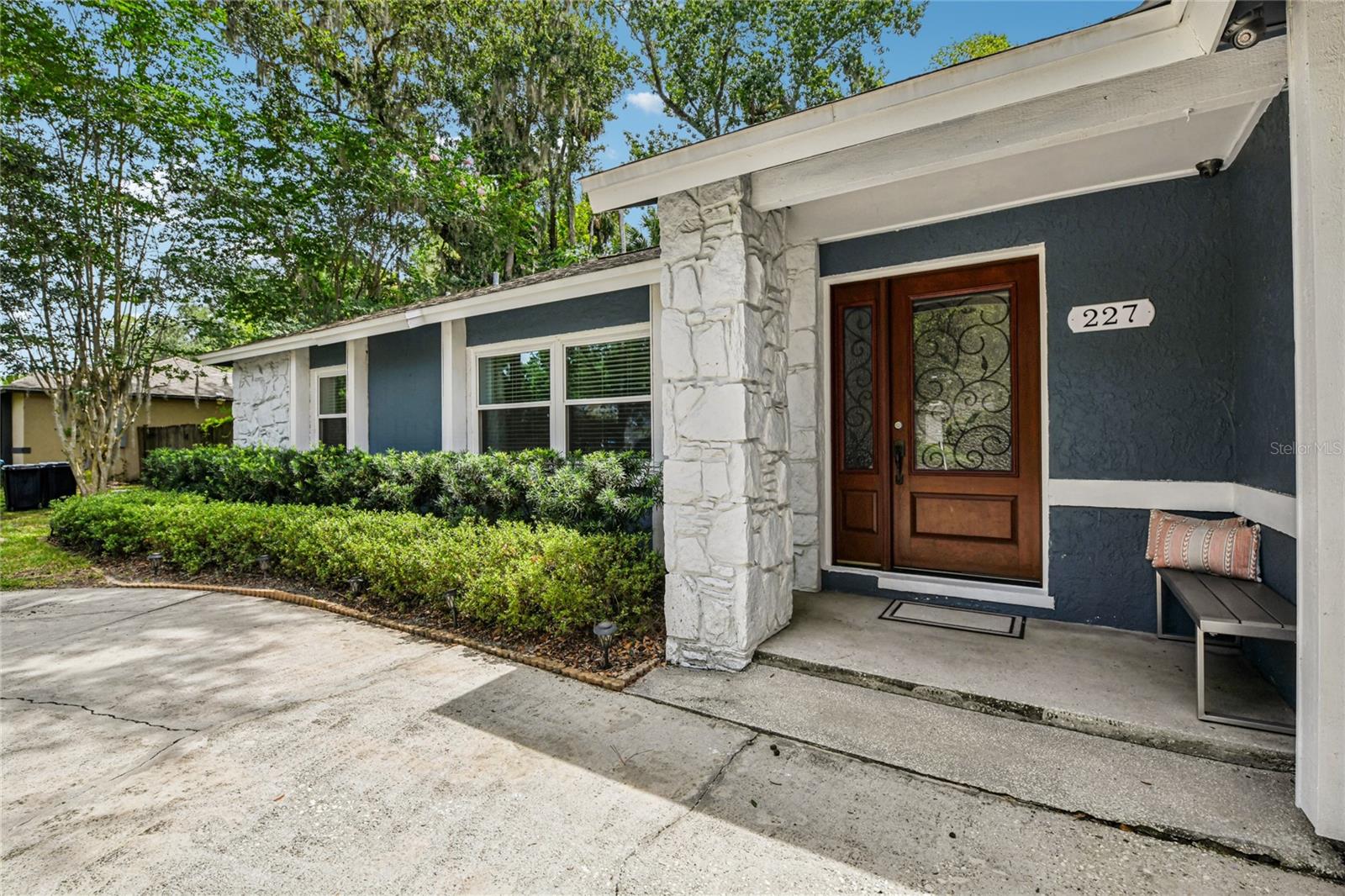 227 HOLIDAY LANE