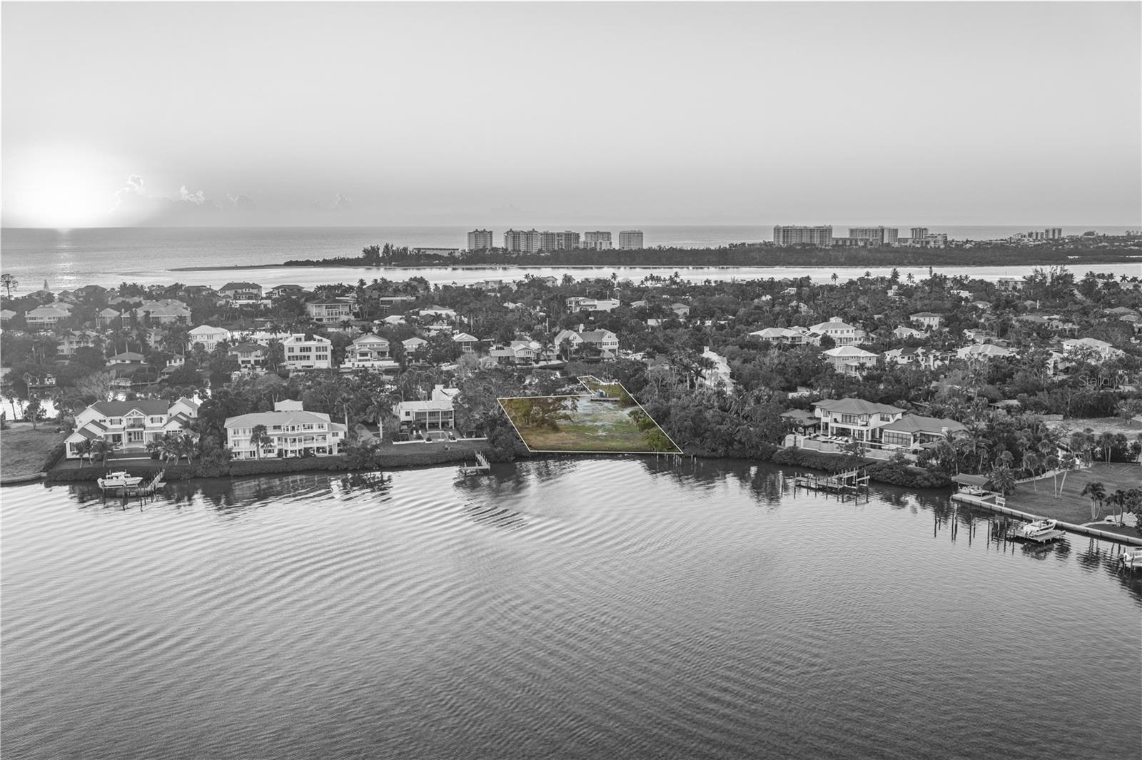 BAY ISLAND REP 01 - Land