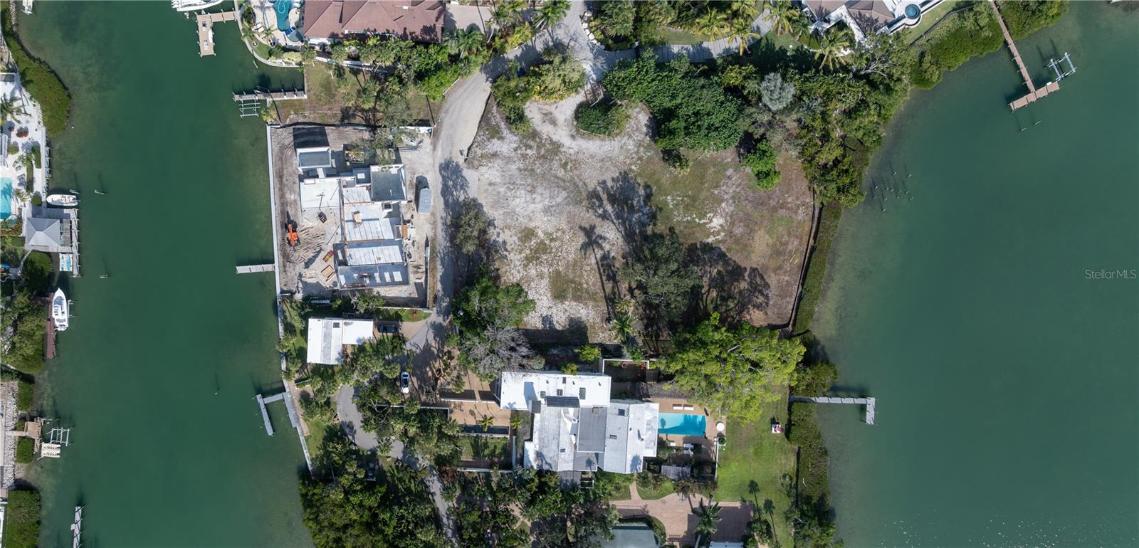 BAY ISLAND REP 01 - Land