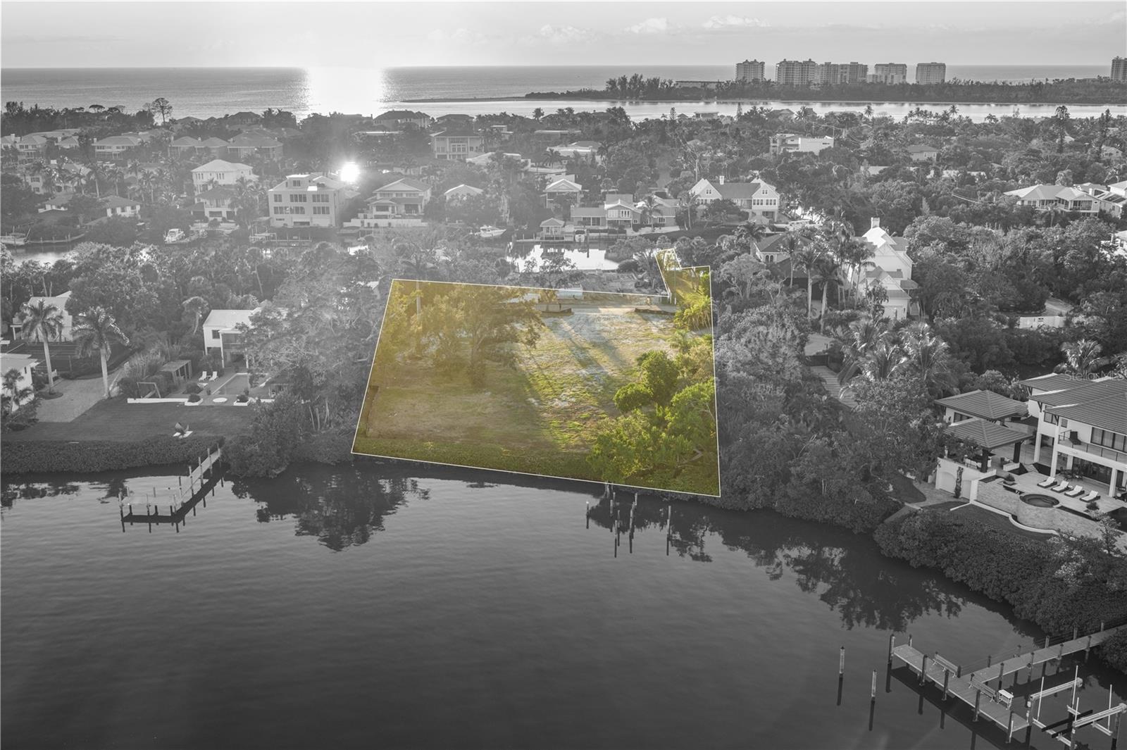 BAY ISLAND REP 01 - Land