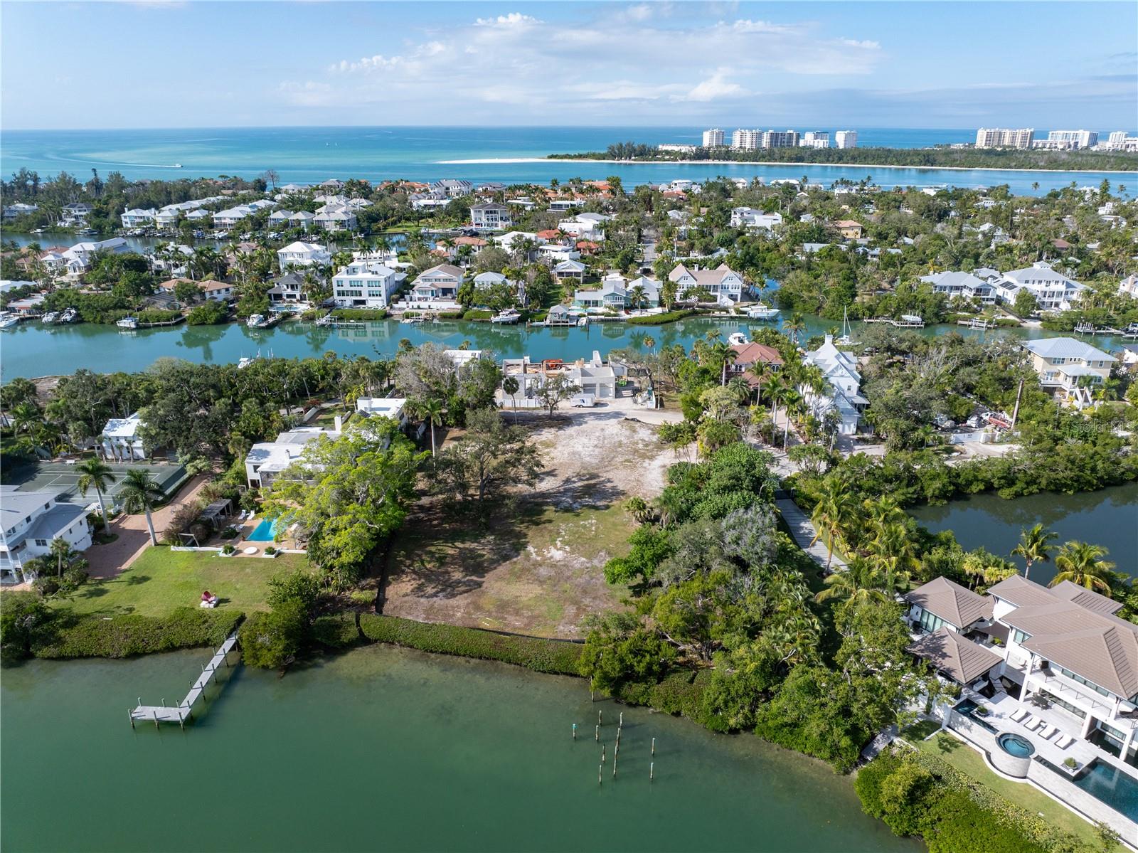 BAY ISLAND REP 01 - Land