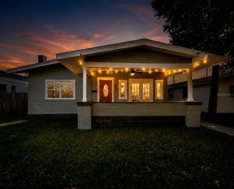Photo of 5211 4th Avenue S, St Petersburg, FL 33707 (MLS # TB8506504)