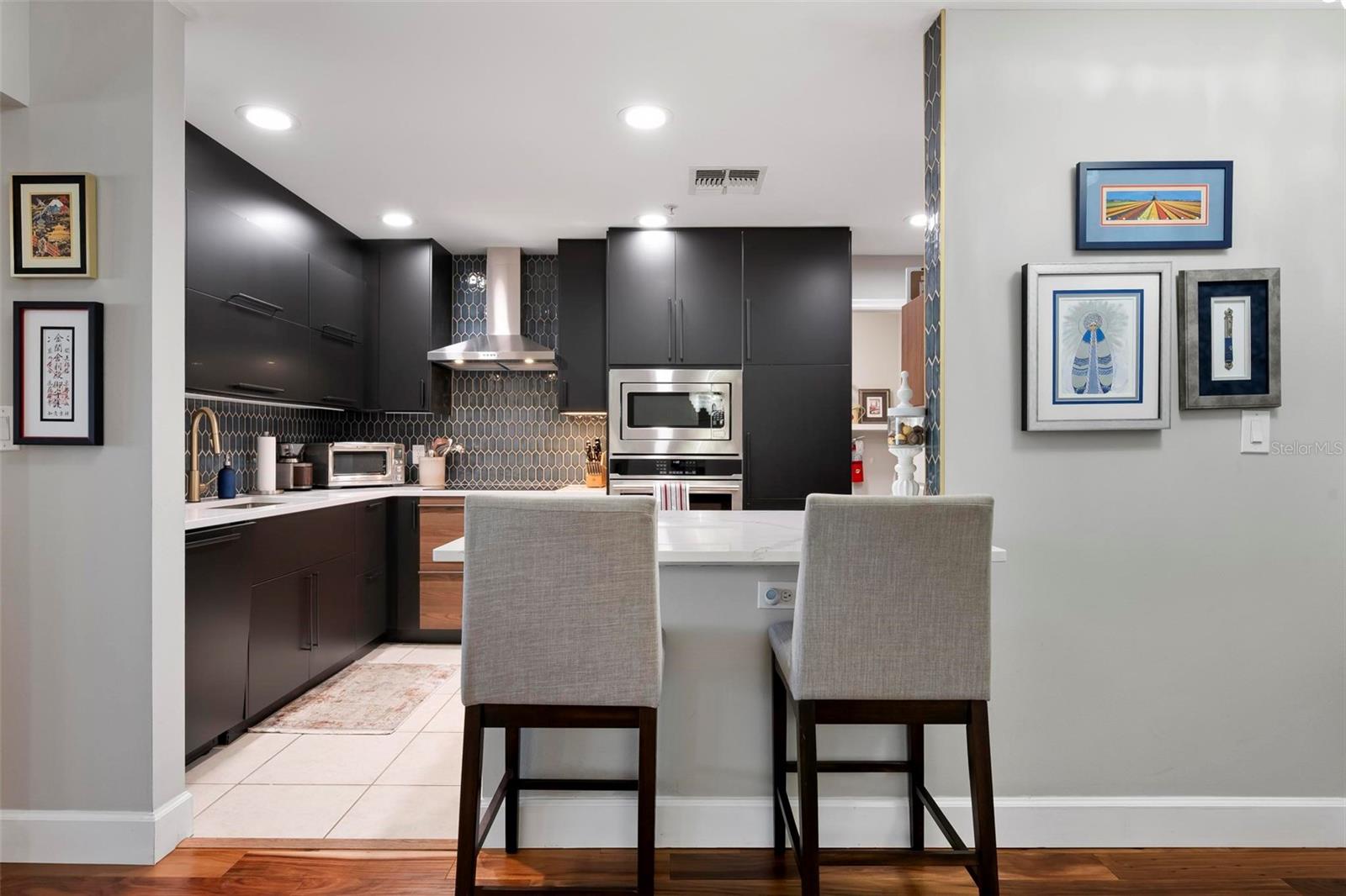 RIVER DANCE - Residential