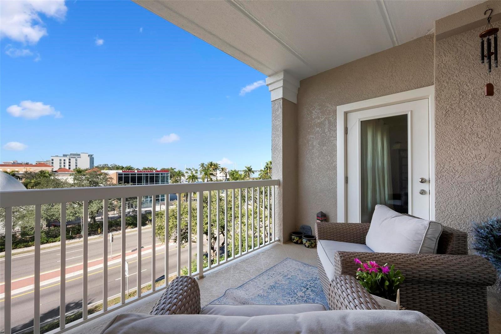 RIVER DANCE - Residential