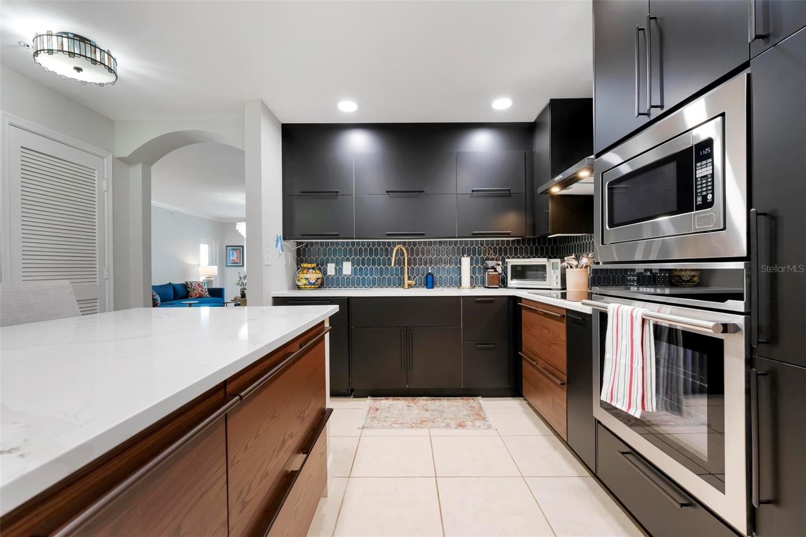 RIVER DANCE - Residential