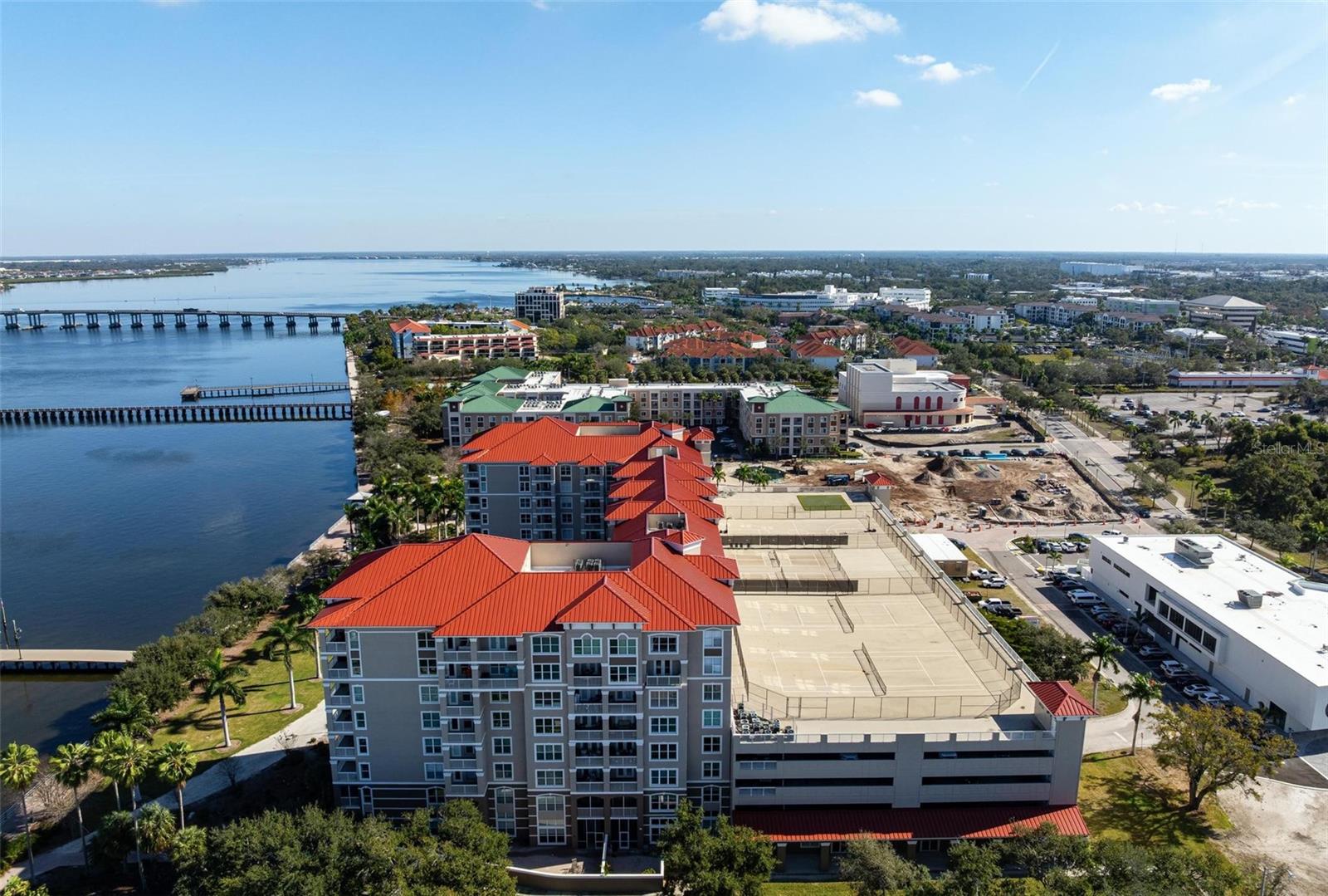 RIVER DANCE - Residential