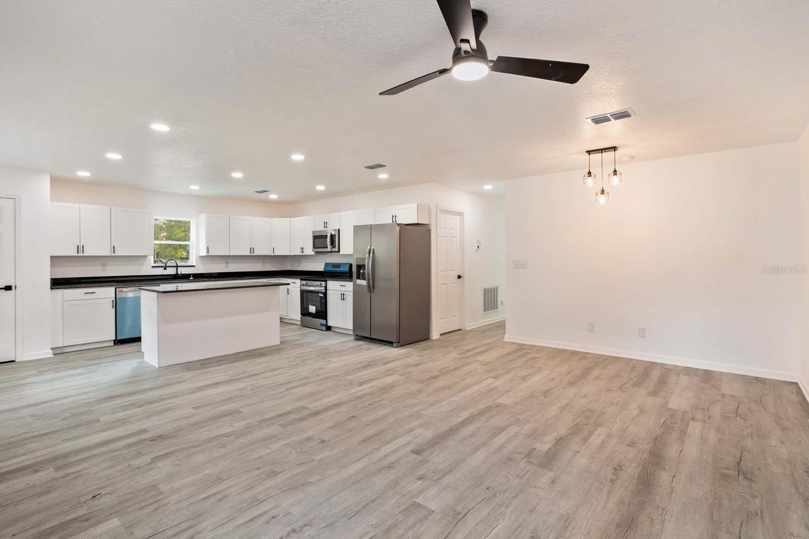 CROOM-A-COOCHEE ESTATES - Residential